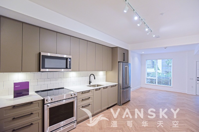 250404000205_2-9278 Slopes Mews-1.jpg